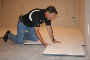 Installing ThermalDry® insulated floor decking in Ashland