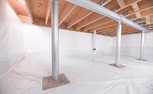 Crawl space structural support jacks installed in Mercer