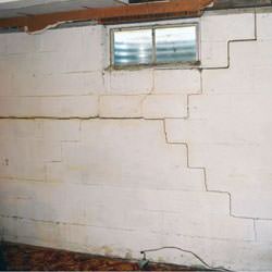 Bowing foundation walls in danger of failure in Mercer